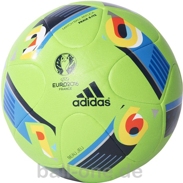 Wann benötigt man einen Fußball der Größe 4? | Ball One