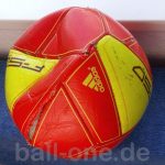 Ein Loch im Ball flicken