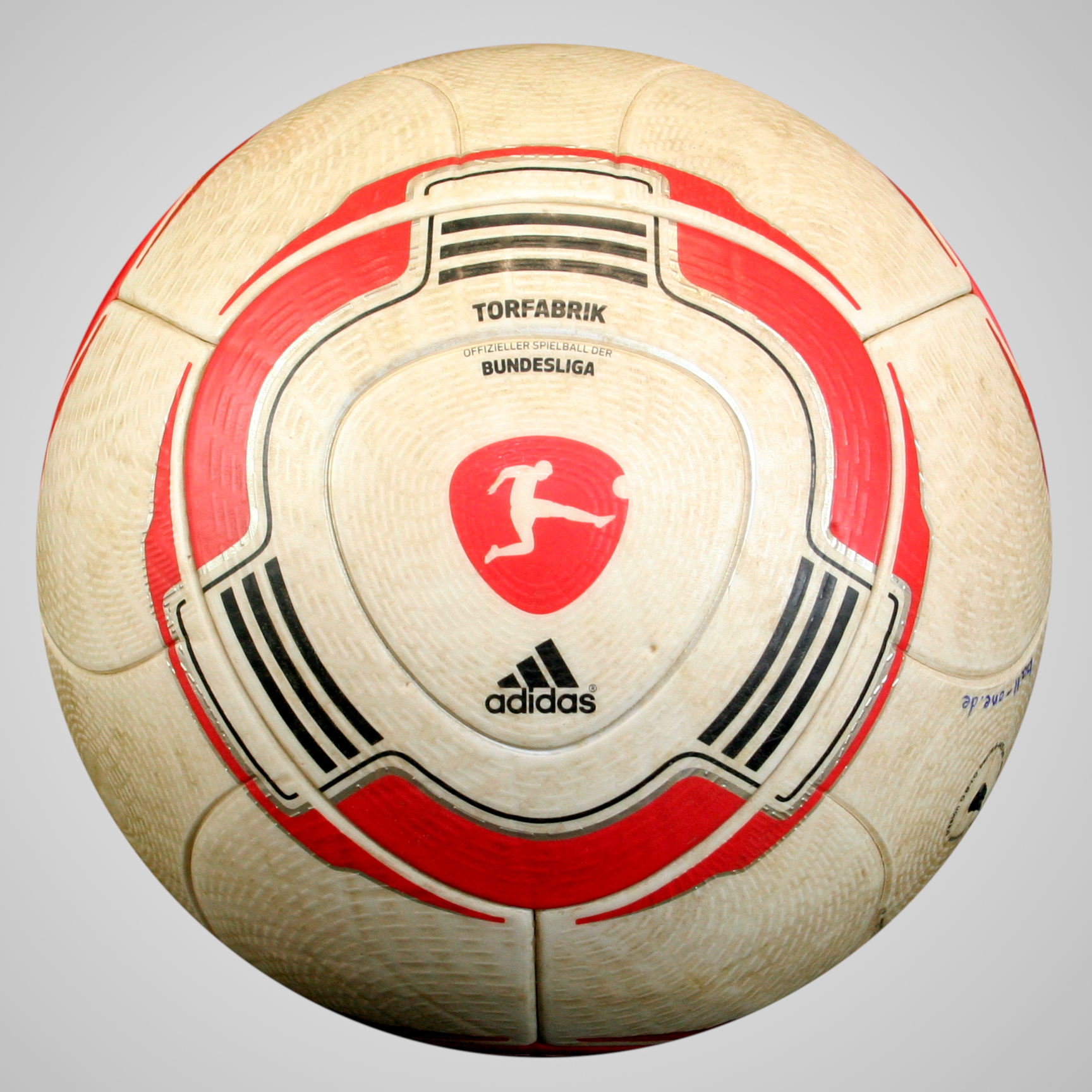 Adidas Torfabrik 2010 Official Matchball