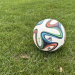 Wie werden Fußbälle hergestellt? Ein Blick hinter die Kulissen