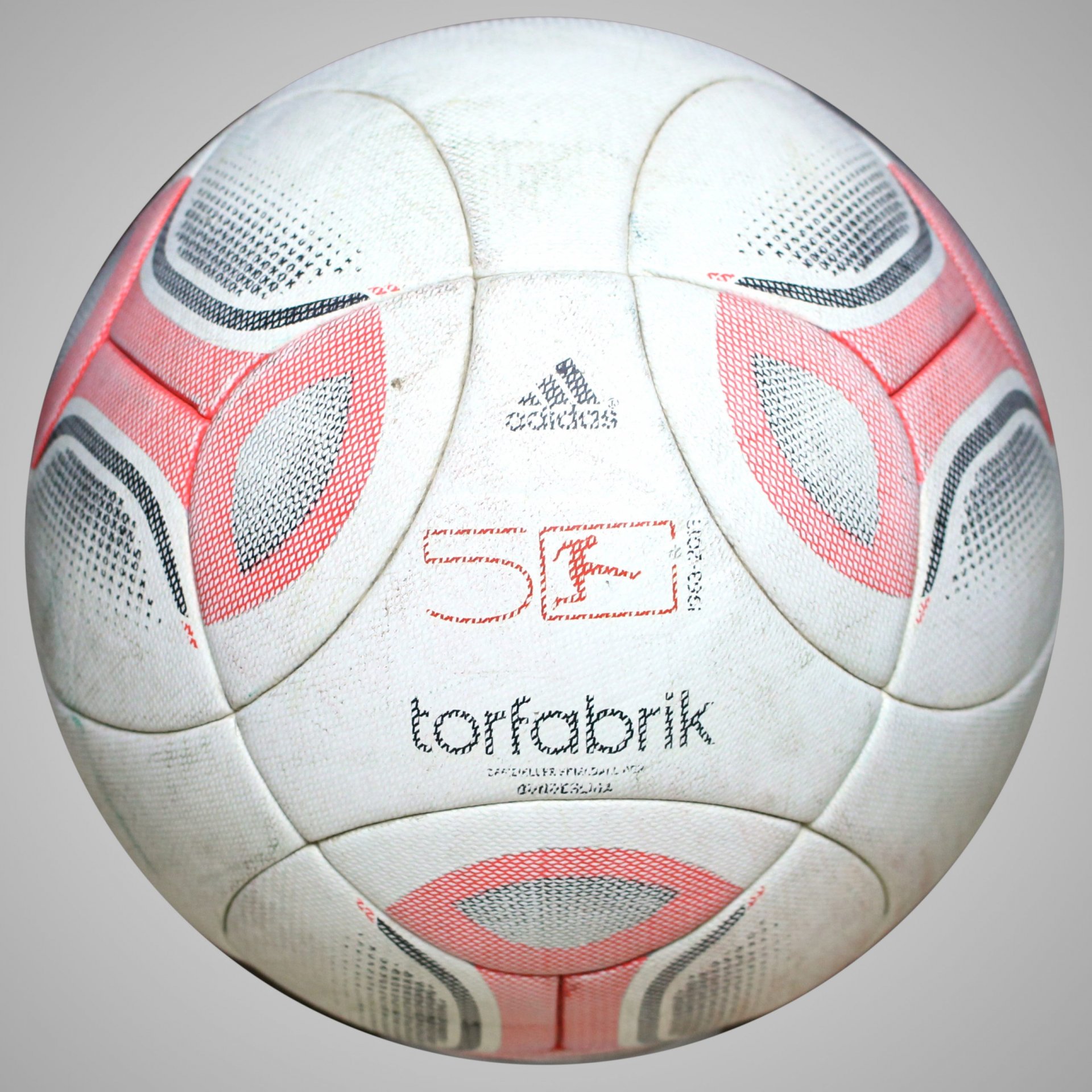 Adidas Torfabrik 2012 Official Matchball
